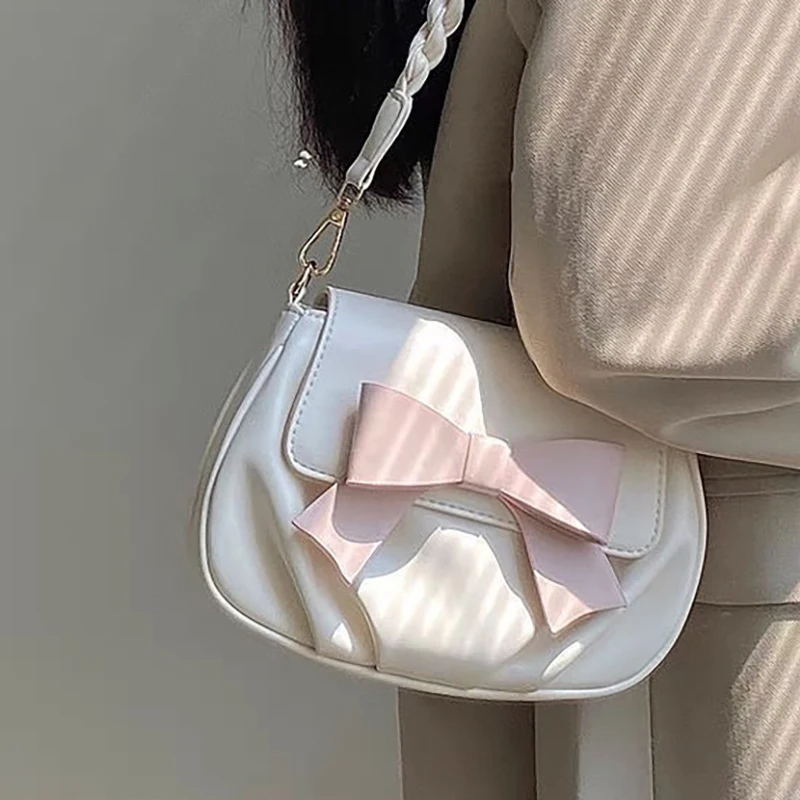韓国おしゃれ【haag】a tiny carry set 2023 New Fashion Summer Large Capacity Casual Nylon Women