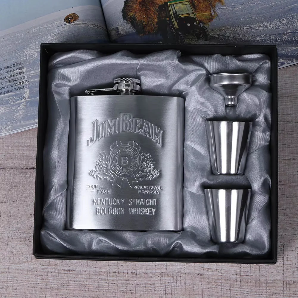 8 Oz Stainless Steel Outdoor Portable Pocket Drinking Container Vodka Drinking Tools for Hiking Climbing Gift Box