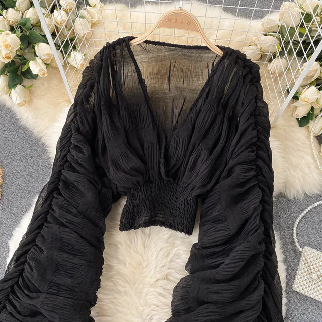 Blusa de chiffon perfeita para ocasiões especiais e festas