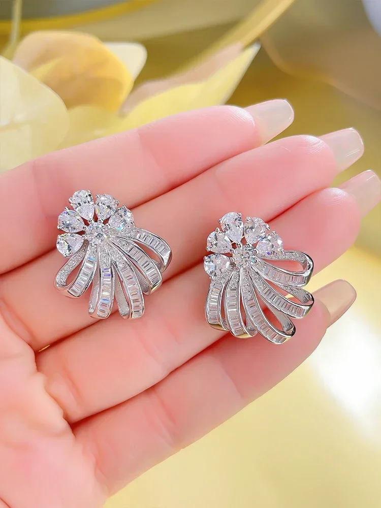 New 3D Flower S925 Silver Ear Stud High Carbon Diamond Atmospheric Fireworks Earrings Wedding Jewelry