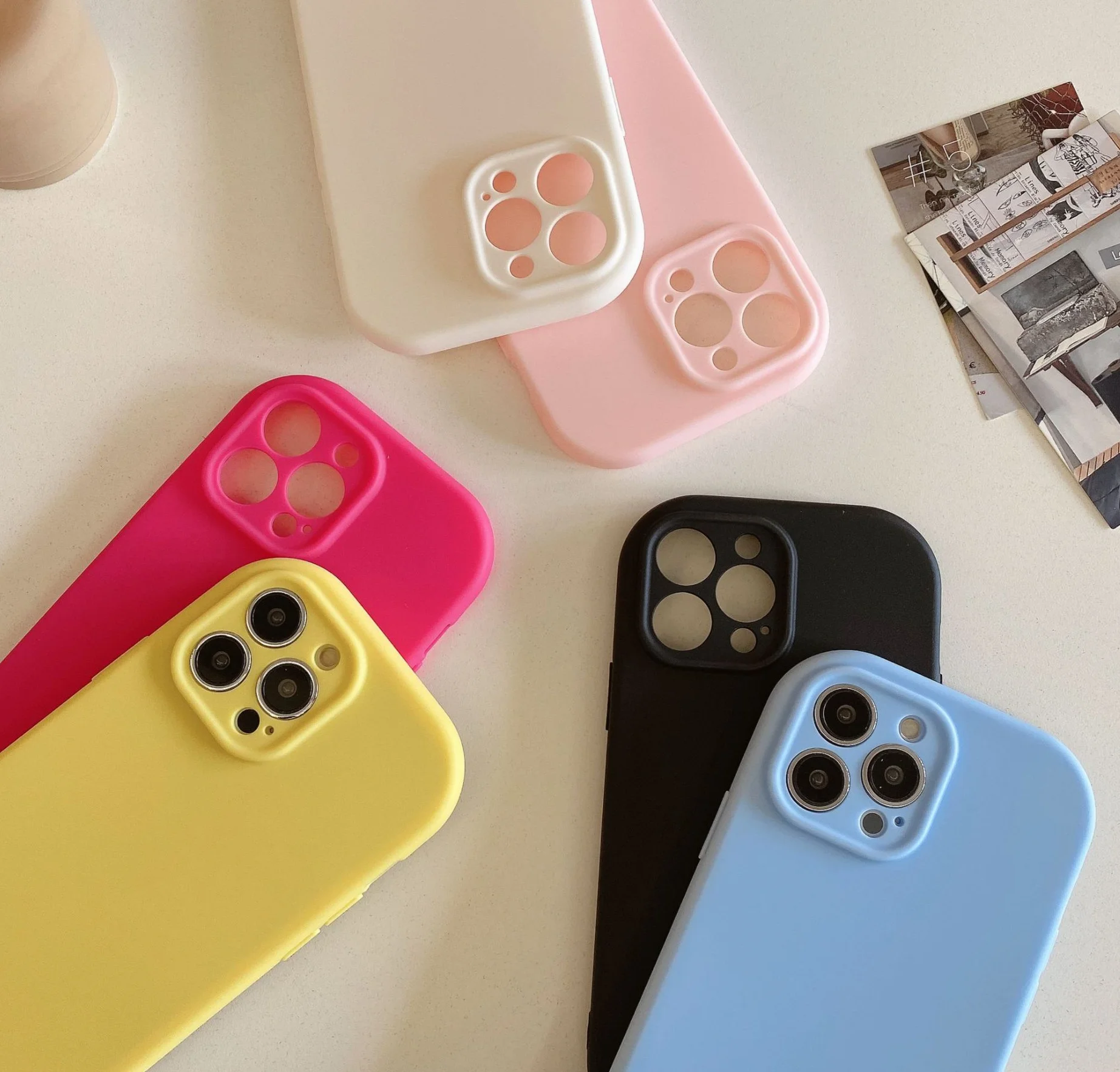 Adatto per iPhone 15 Precision Hole Dun Creative Solid Color TPU 14 Little Fat Man Custodia per telefono_voghion.com