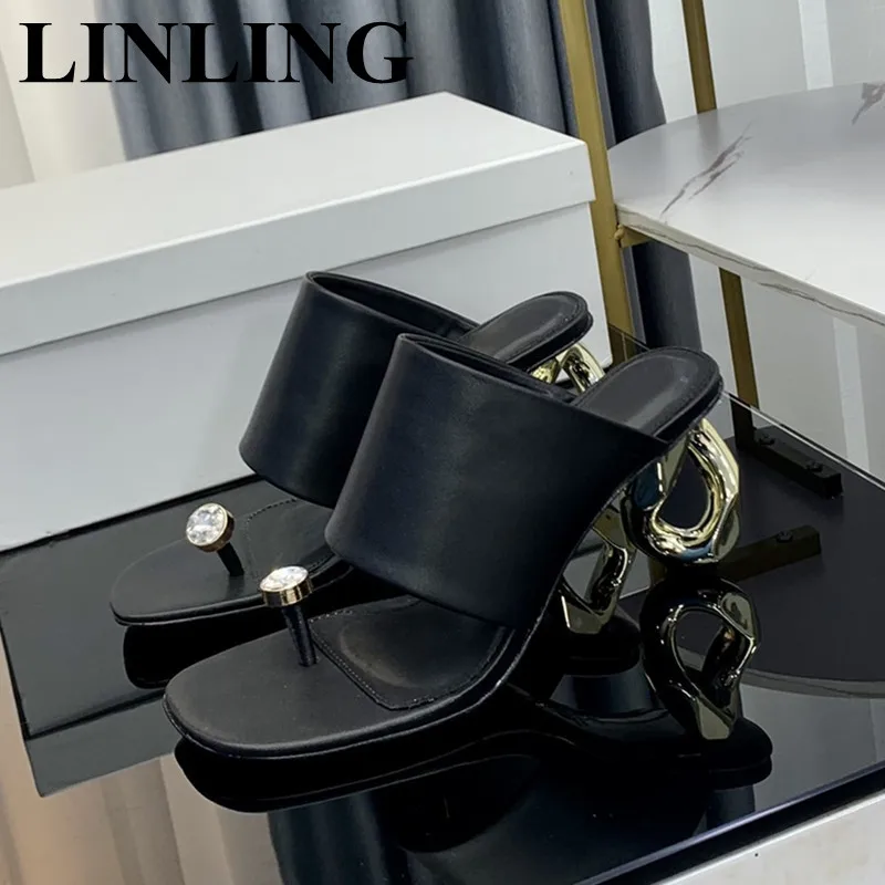 

2023 Summer New Women's Split Toe Sandals Fashion Genuine Leather Strange High Heel Slippers Casual Beach Shoes Women's Slippers