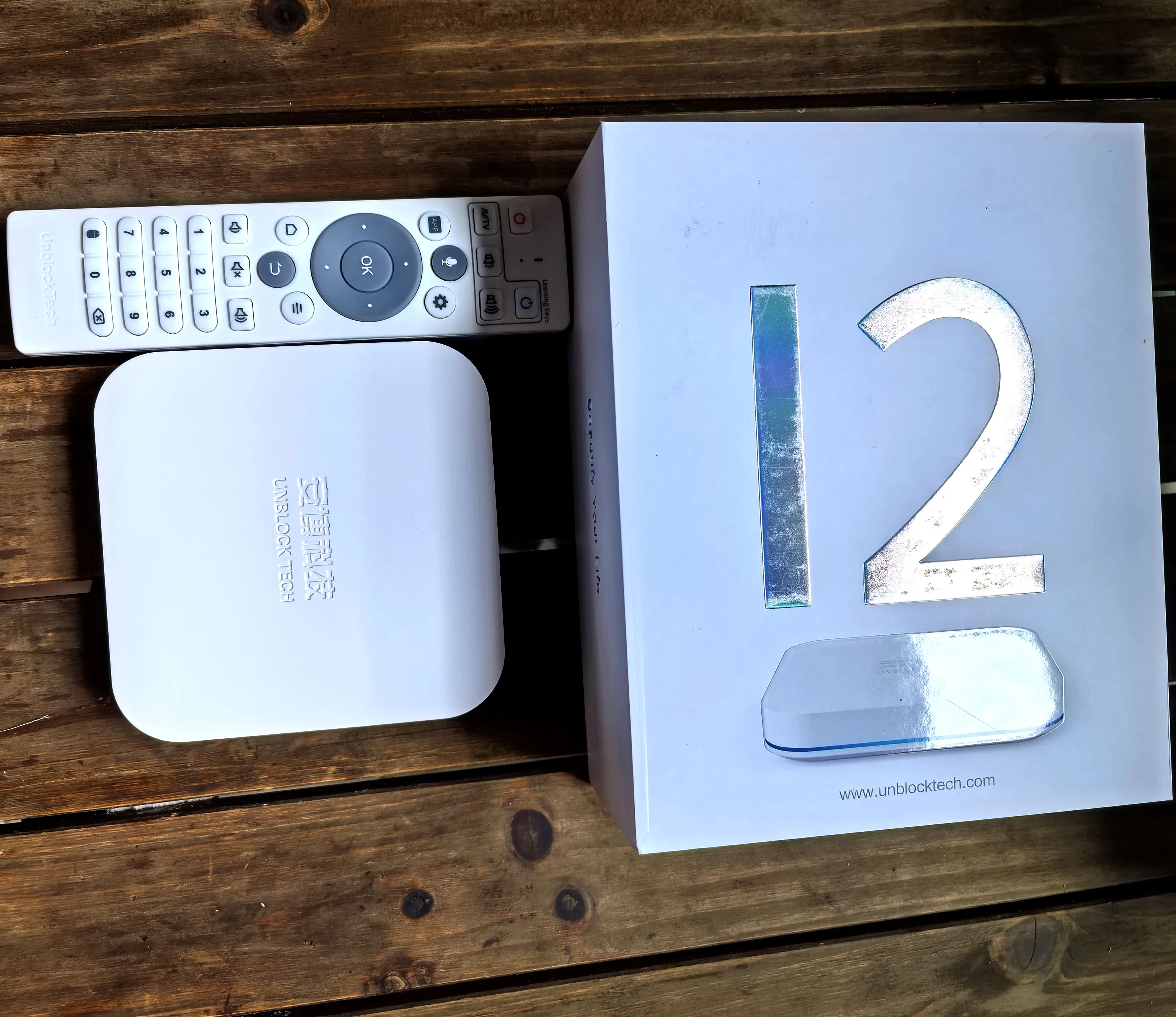 新入荷 UBOX 12 Android 12.0 TV ボックス 2025 アンブロックテック UBOX12 ベストアジア スマートテレビボックス  音声コントロール 4G64GB WIFI6 セットトップボックス - AliExpress