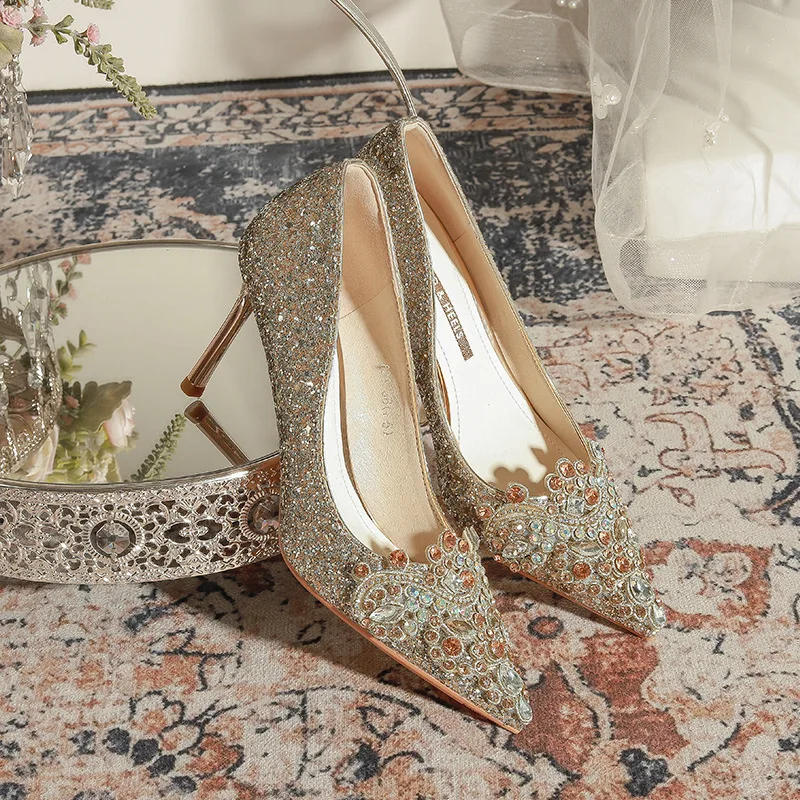 Pointed Toe High Heels Women's Stiletto Heels 2023 Autumn French Wedding Shoes High-end Xiuhe Wedding Dress Annual Meeting Shoes