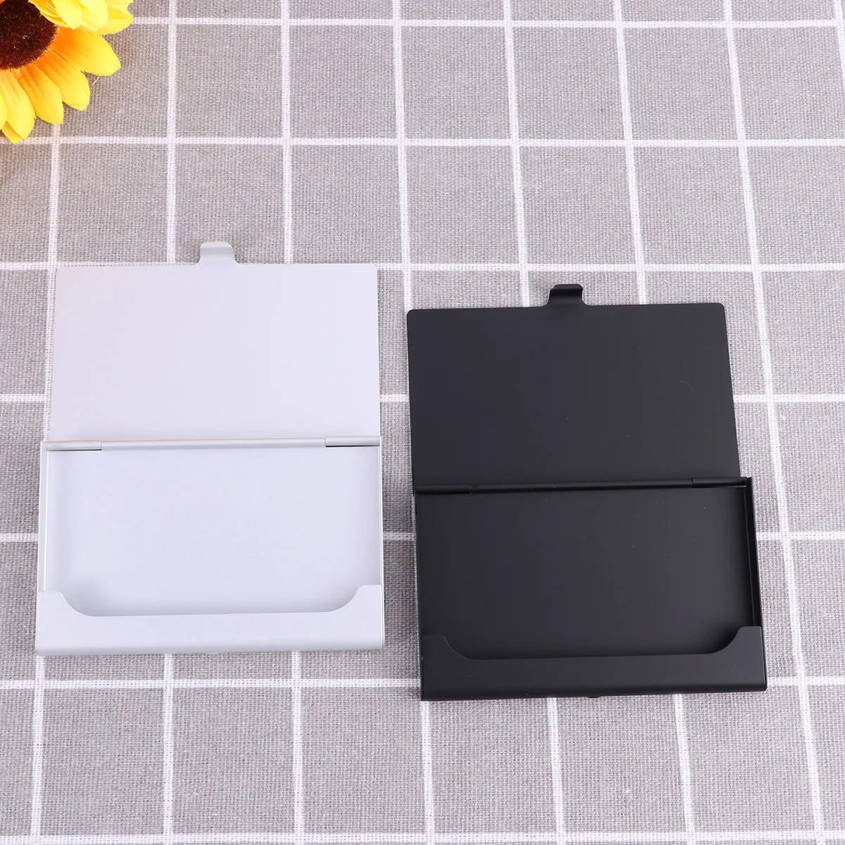 2Pcs 패션 알루미늄 합금 명함 케이스 휴대용 슬림 금속 이름 홀더 주최자 신용 ID 카드 완벽한 선물 블랙