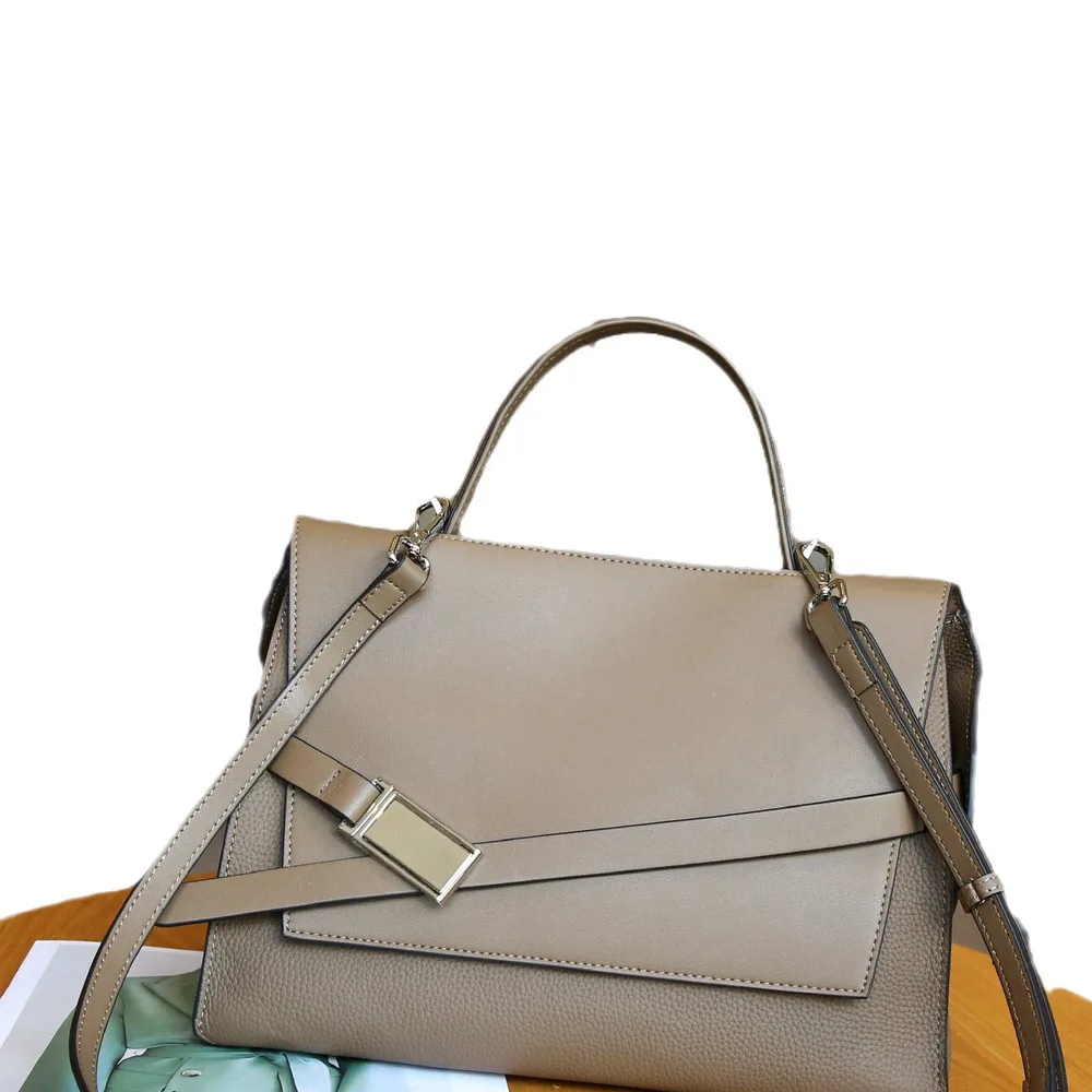 Crossbody Women's Handbag Bag Shoulder Cowhide Y2k True Leather Top Layer Chain Highquality Versatile Underarm Retro Fashion