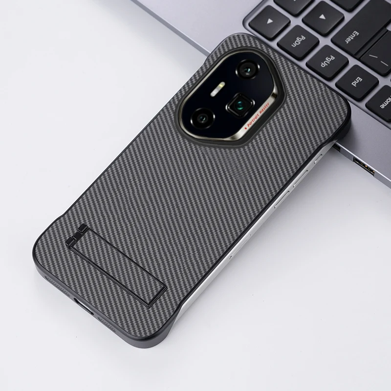 Luxury Carbon Fiber Hard Case - Sleek Boardless Phone Cover Coque