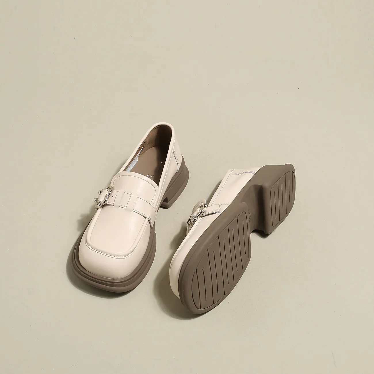 Soft Leather Loafers Women's Shoes Soft Sole2022 Autumn New Flat Retro British Style Pumps Women's Shoes Small Leather Shoes