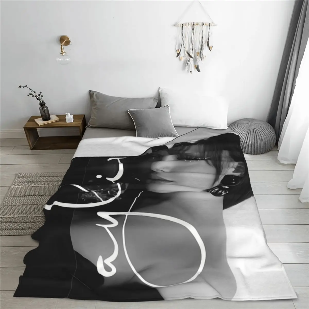 Ayliva Cool Singer Pop Music Blankets Fleece Printed Liebe Tour 2024 Cozy Lightweight Throw Blankets for Sofa Office Bedspreads 3