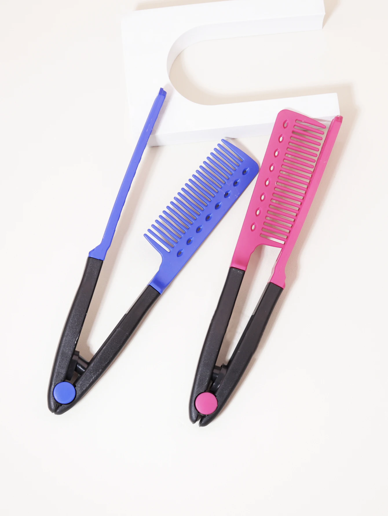 V shaped Folding Straight Comb Flat Comb Hair Clip Tool Barber Accessories Hair Special for real hair wigs 1piece