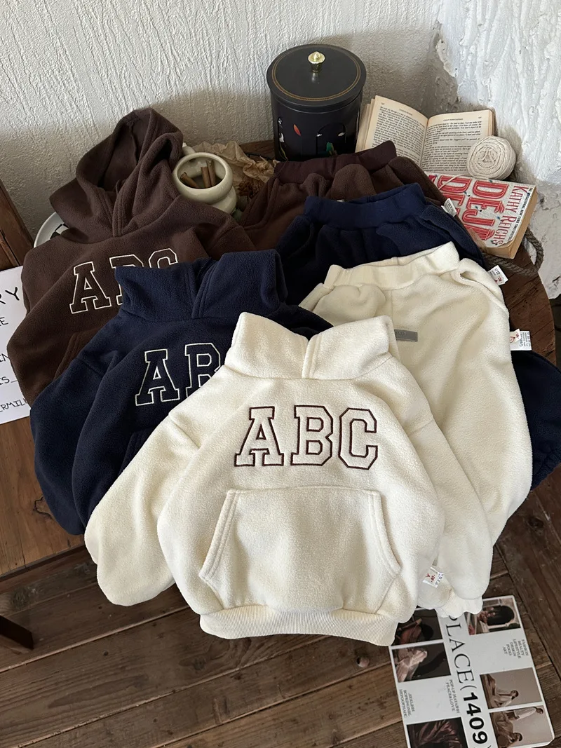 

2023 Winter Girls Boys Thick Warm Fleece 2pcs Sports Suit Baby Kids Children Clothing Set Three Colors