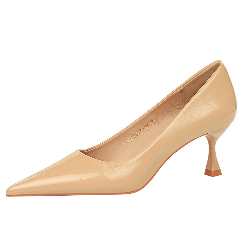 Shoes Women 5.5cm Heels Patent Leather Women Pumps Occupational OL Office Shoes Fashion Kitten Heels Large Size 42 43