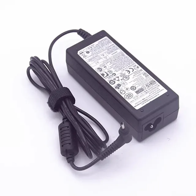 Genuine CPA09-004A AC adapter for Samsung laptops