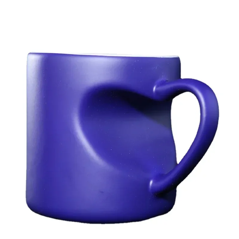 

Creative Christmas Gift Ceramic Cup Heat Sensitive Color Changing Mug Office Coffee Cup Heart Shape Color Changing Cup