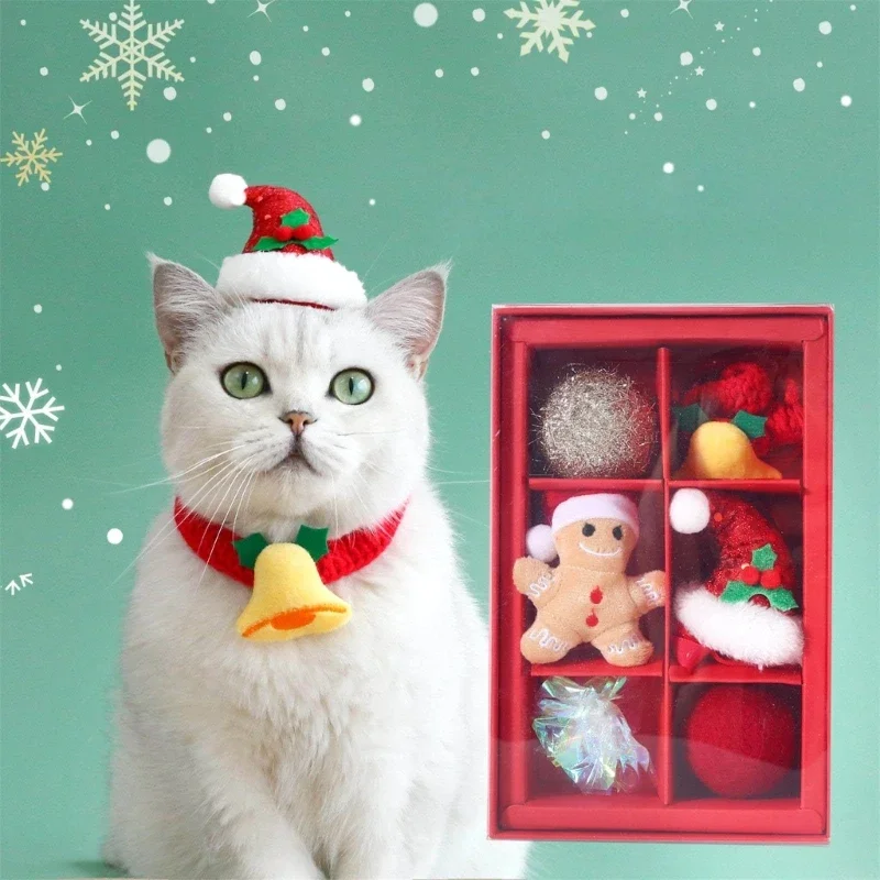 

Christmas Cat Teaser Balls Toy Funny Crinkle Furry Balls Pompoms Beautiful Mini Christmas Hat Toy Spare Parts