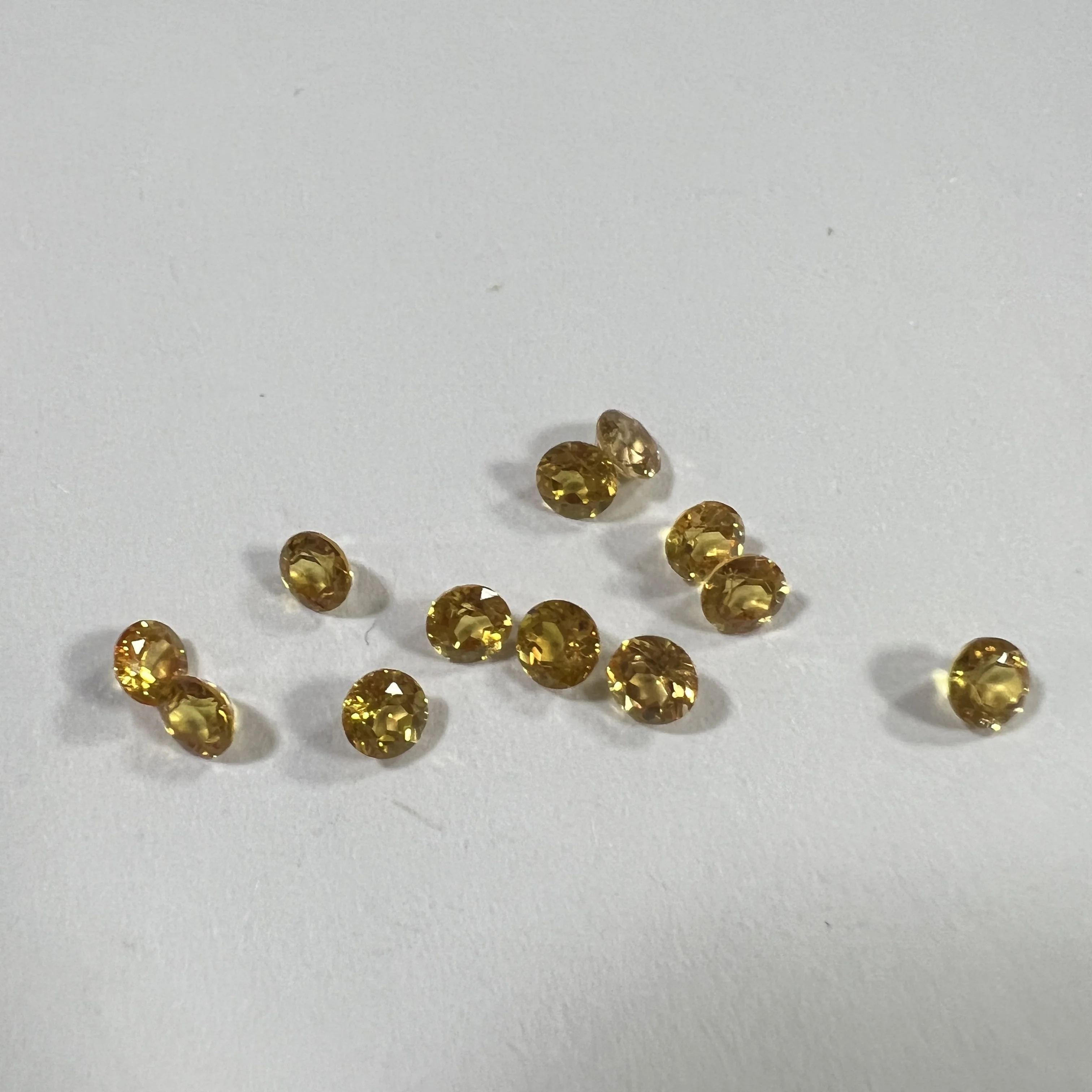 22# Yellow Golden Corundum Gems 4mm Round Brilliant Cut Gemstones For Jewelry