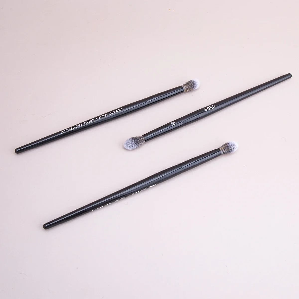 19 Crease Brush Professional Eyeshadow Crease Smudge Blending Makeup Brush Tapered Precise Eye Shadow Powder Crease Brush 5