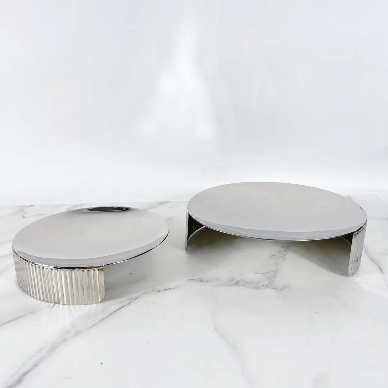 Nordic Creative Mirror Polished Folds Stainless Steel Glossy Metal Tray Model Room Disc Ornament 2