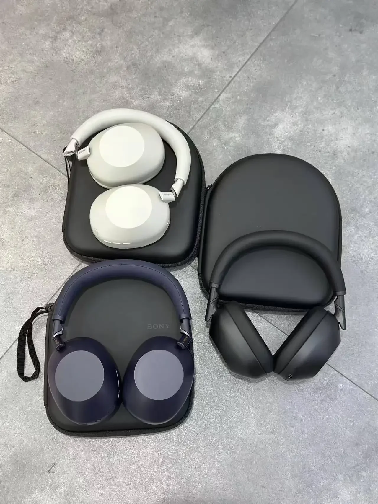 รูปสินค้า หูฟัง Sony WH-1000XM6 ตัดเสียงรบกวน เสียงคมชัด ใช้งานได้นาน 30 ชม.