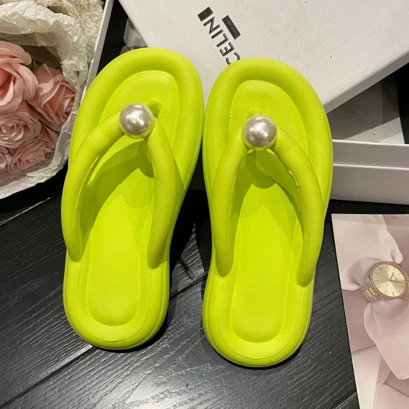thumbnail image 5 of Chanclas de mujer Verano 2024 Zapatos para mujer Cómodas Suela suave Playa Suela plana Exterior Antideslizante EVA Perla Zapatillas de mujer, 5 of 5