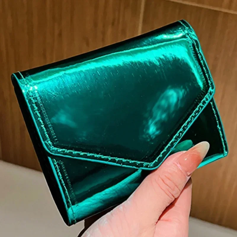 

Простой трендовый кошелек для женщин, новый короткий кошелек в западном стиле с рисунком, сумка для карт, милый кошелек для монет, простой модный