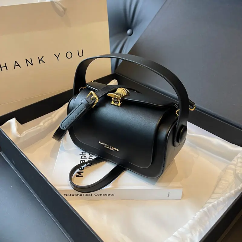 New High-end Texture Portable Small Square Bag for Women's New Light Luxury Niche Design Versatile Commuting Single Shoulder Bag