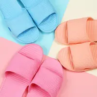 Tongs à rayures pour homme et femme, chaussures d'été confortables et souples pour la salle de bain 1