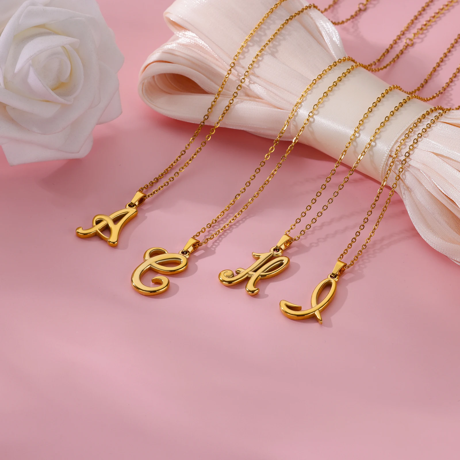 Inicjały naszyjniki dla kobiet łańcuch w kolorze złotym list naszyjniki alfabet wisiorek biżuteria ze stali nierdzewnej darmowa wysyłka kołnierz