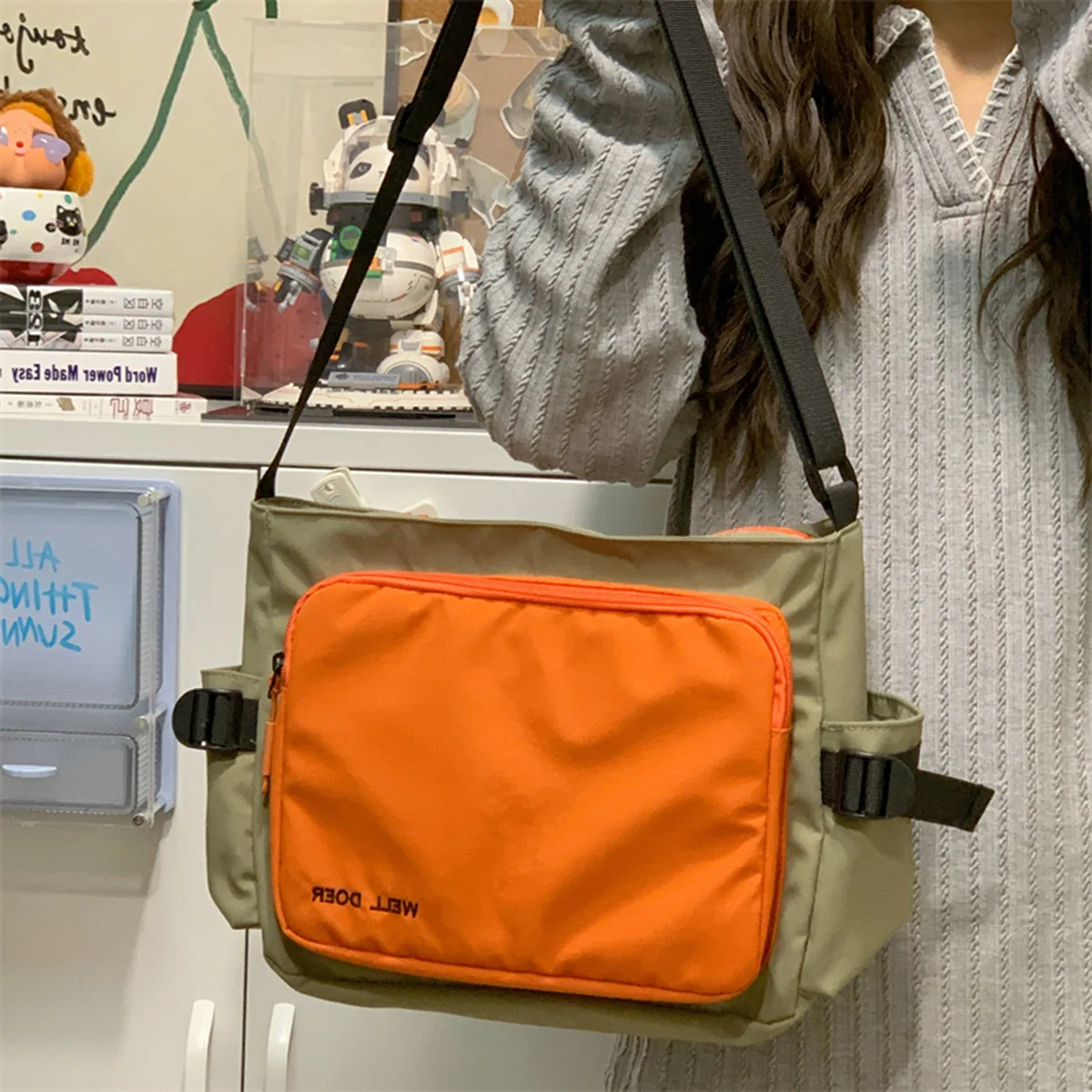 Crossbody Bag for Girls, Trendy Messenger Bag for Middle School Students, Shoulder Bag for Teenagers and High School Students, Tutoring Bag, Art Bag for Elementary School Students