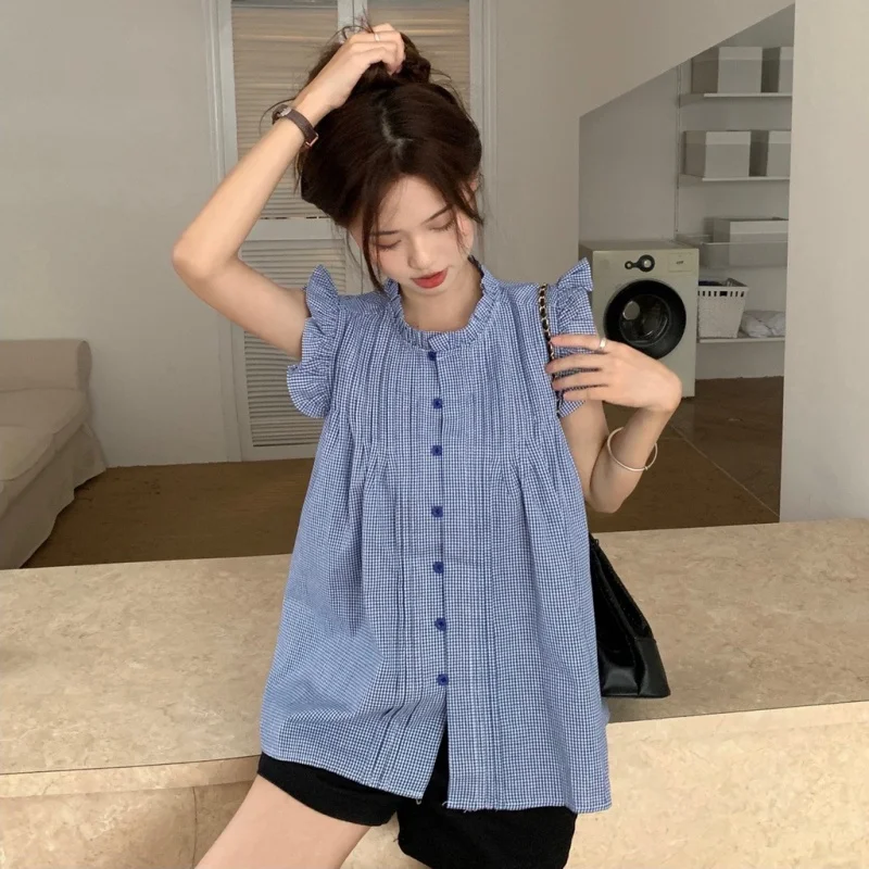 Рисунок 2 - Женская клетчатая рубашка с круглым