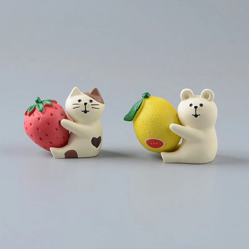 

Cartoon Fruit Cat with Strawberry Lemon Figurines Resin Fairy Garden Dollhouse DIY Decoration Birthday Christmas for Kids Toys