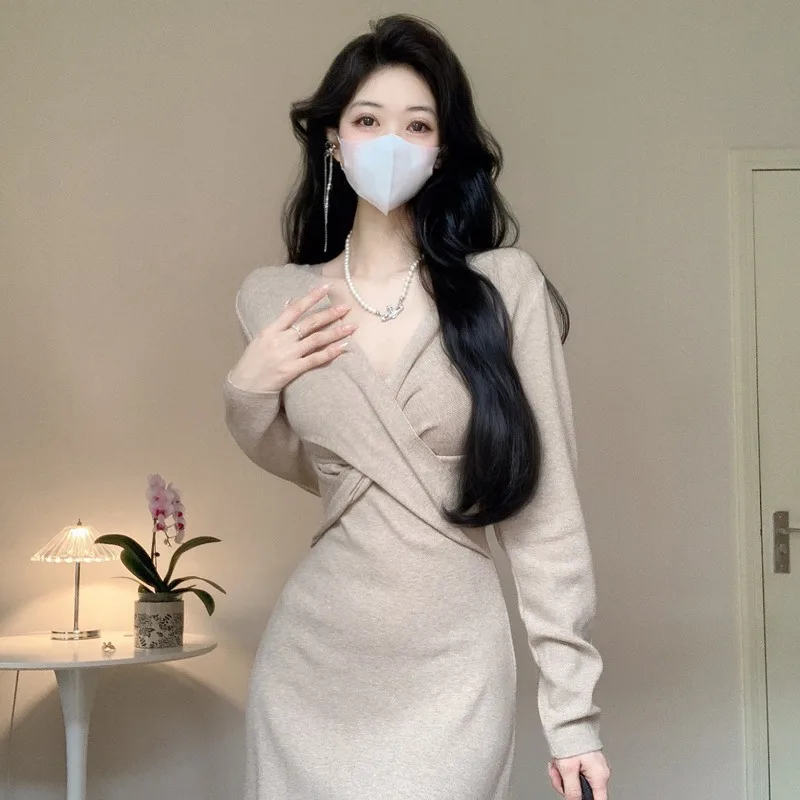 

Женская одежда в Корейском стиле, женский свитер, вязаные свитера с длинным рукавом и V-образным вырезом, облегающие вязаные платья средней длины на осень и зиму