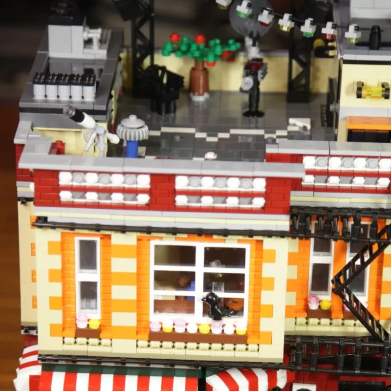 Downtown Diner Gebäudesets Film-Straßenansicht Architektur Modulare Bausteine Montagemodell-Kit Spielzeug Erwachsenen-Geschenk 4294 Teile – Detail 7