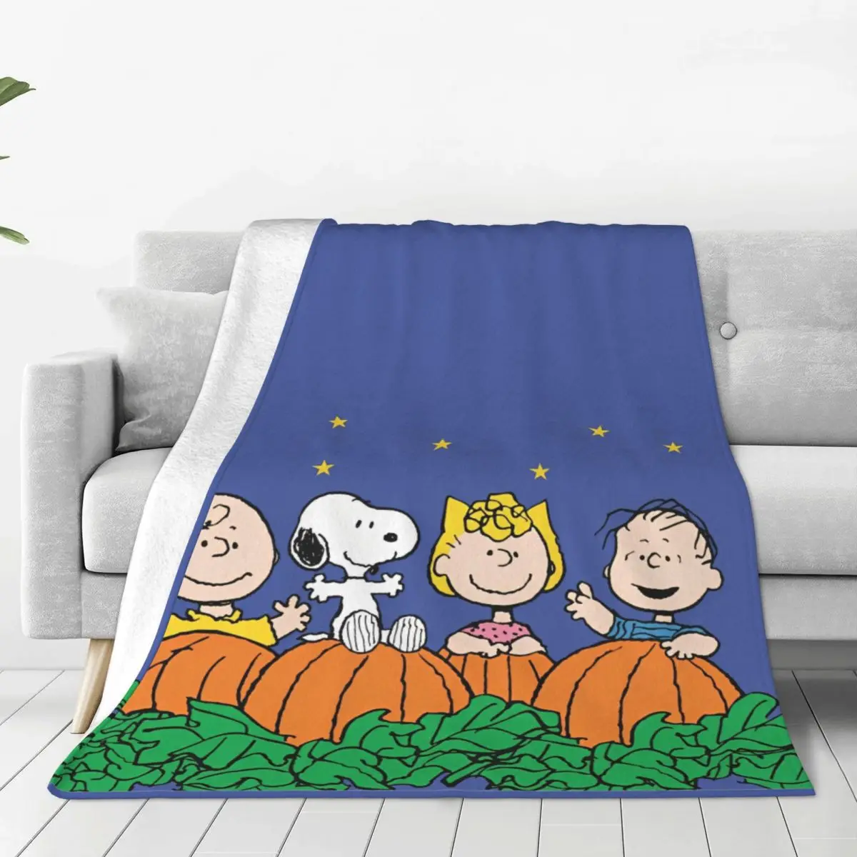 thumbnail image 1 of Manta de felpa de Charlie Brown de Peanuts It's The Great Pumpkin, manta de franela para estudiantes, colcha súper suave para sofá, regalo, 1 of 4