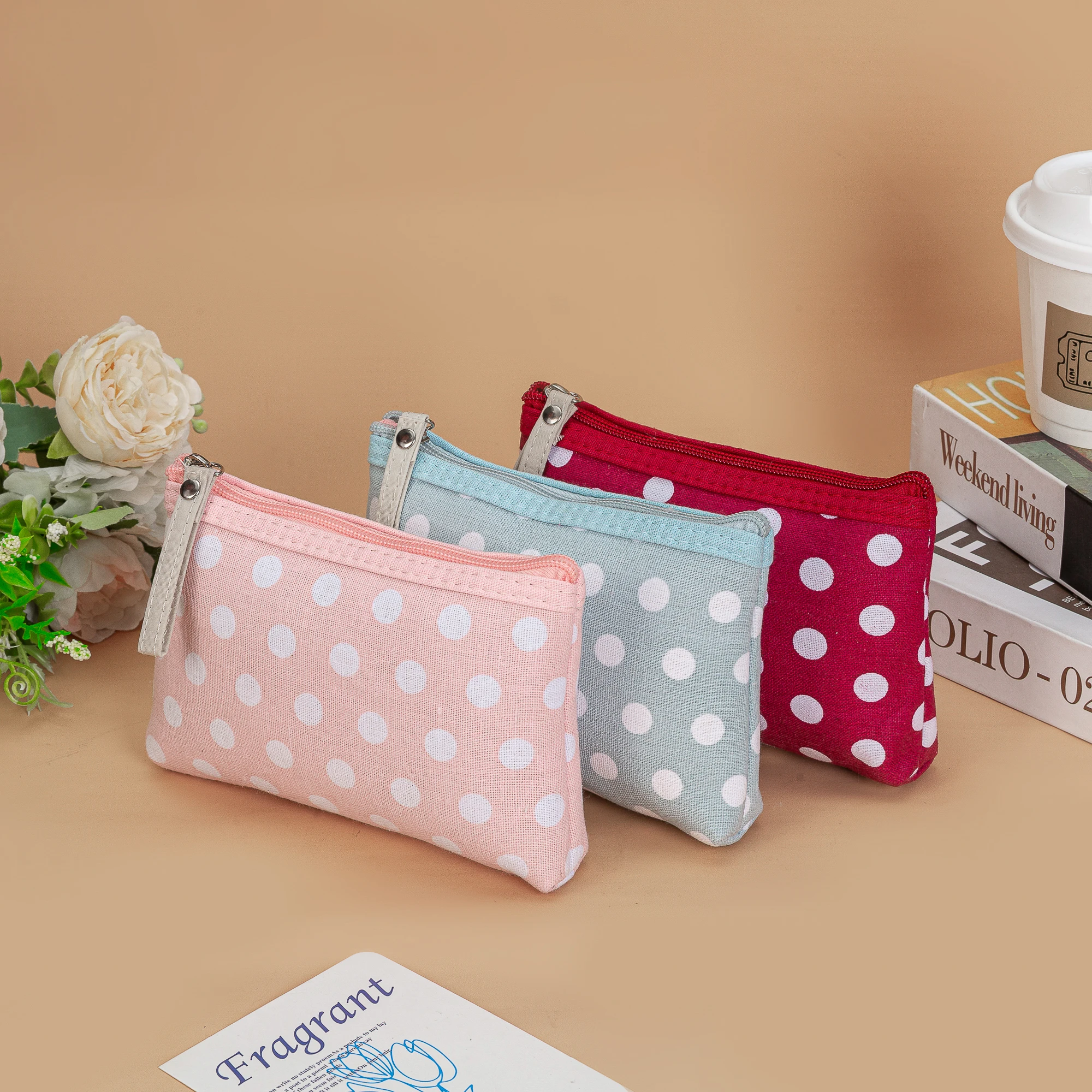 Klassische heiße verkaufende Tupfen Stoff Make-up Taschen wasserdichte tragbare Reiß verschluss waschen Kosmetik beutel Mädchen Telefon Schlüssel tasche