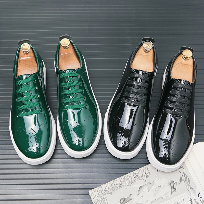 2024 Spring High Quality Leather Shoes Patent Leather Casual Shoes Lace Up Sneakers Fashion British Style Designer Leather Shoes