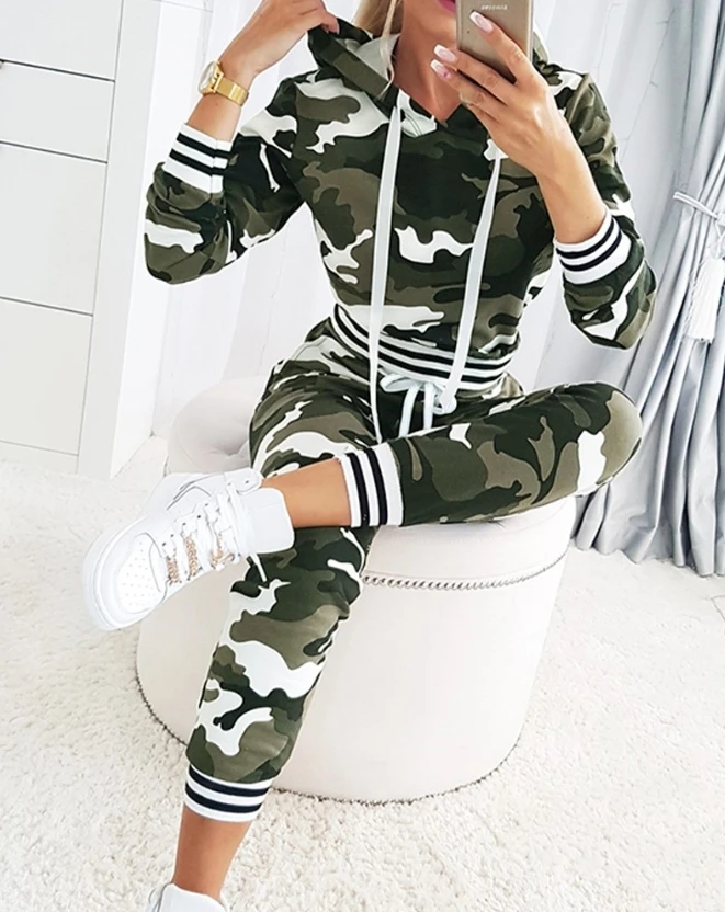 Y2K Clothing Two Piece Casual Women Outfits 2023 Autumn New Fashion Camouflage Print Striped Hooded Sweatshirt & Sweatpants Set