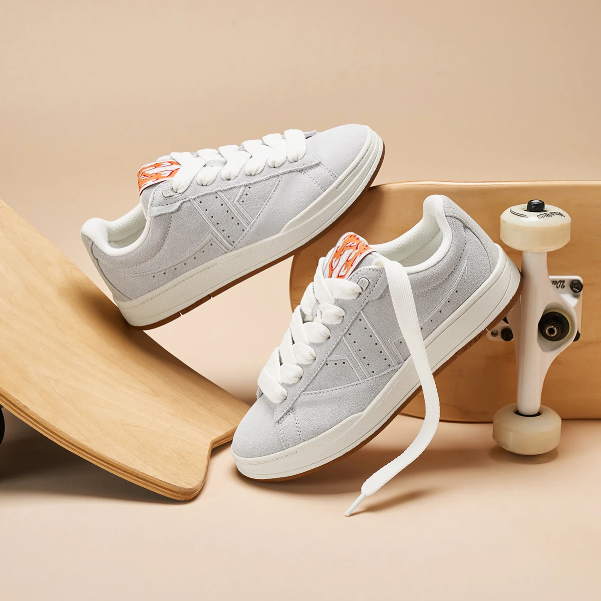 Xtep Jiaoban Skateboarding Shoes For Women Autumm Comfortable Sports Shoes Jogging Fashion Comfort Sneakers 876318310024