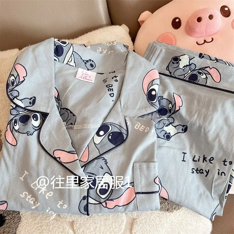thumbnail image 1 of Conjunto de ropa de casa de manga larga con cárdigan holgado y bonito de Anime Lilo & Stitch, pijamas cómodos para niños y niñas y parejas, 1 of 5