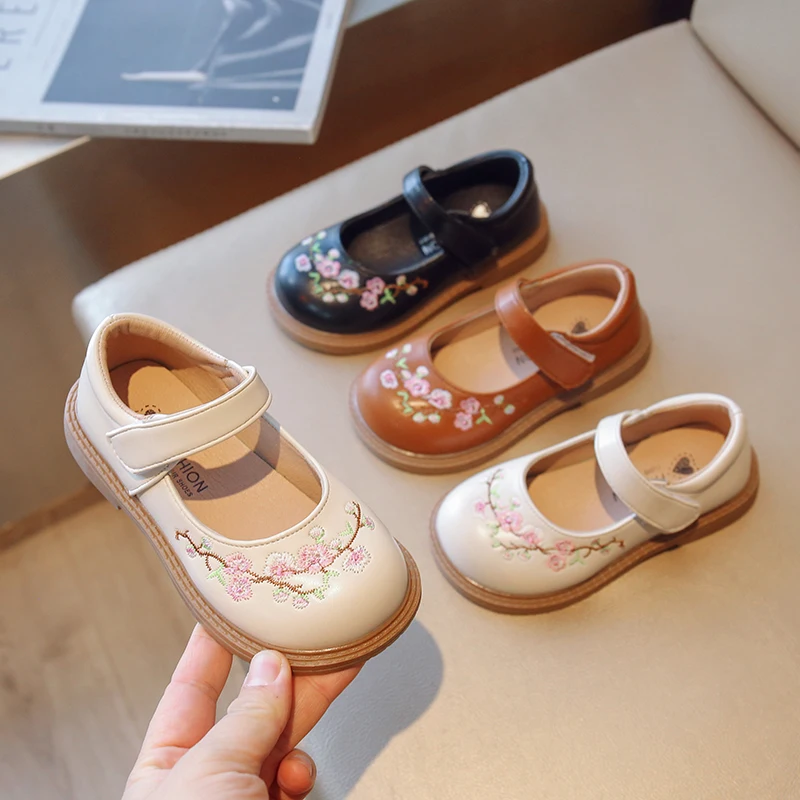Toddlers Girls Leather Shoes Kids Mary Janes Ricamo Fiori Sweet Retro Child Princess Flats For Party 2023 Spring New Chic