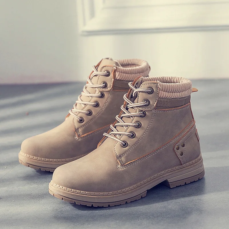 

2022 Autumn and Winter New Women's Boots Large Thick Soled Women's Boots Leisure Short Barrel short Boots Women's Fashion