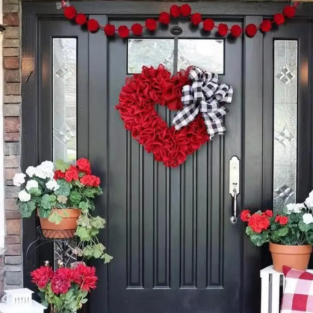 

Holiday Wreath Decoration Red Love Heart Wreath Valentine's Day Heart Shaped Wreath with Black White Bowknot Reusable for Window