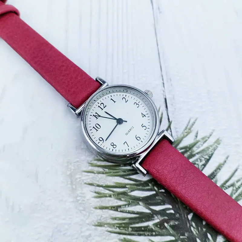 

Literary Temperament, Thin Belt, Small Dial, Digital Leisure Watch, Popular Women's and Youth Fashion Quartz Women's Watch