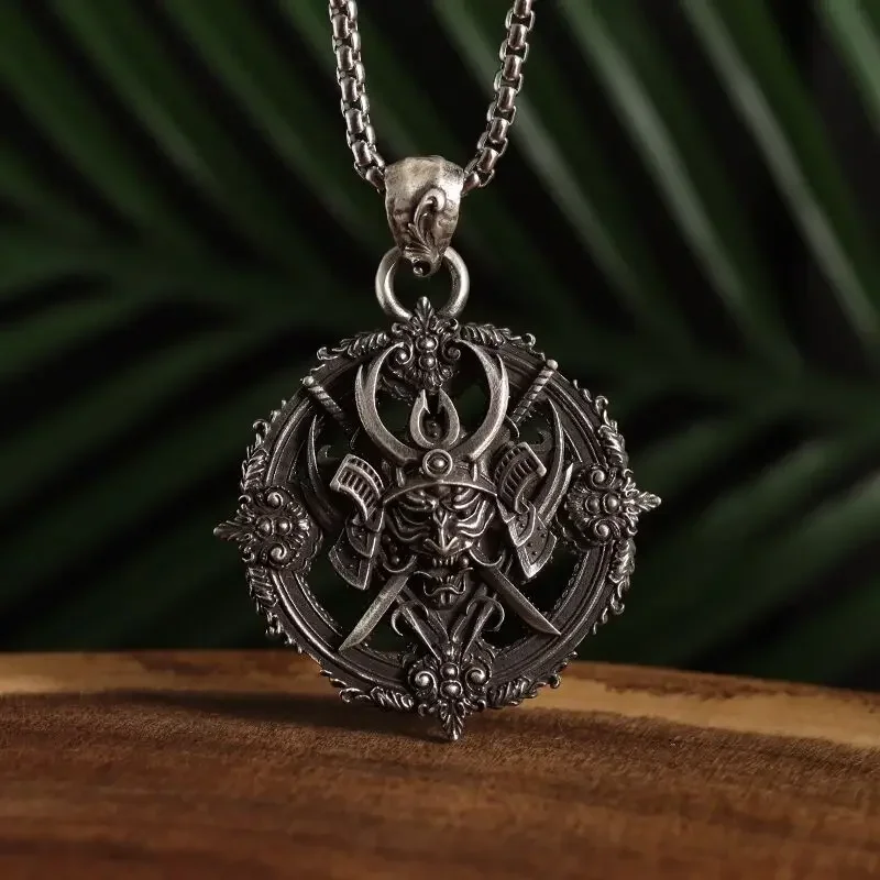 Collana Con Ciondolo Croce Con Teschi, Gioielli Con Ciondolo Teschio Con Croce Sacra Per Uomini E Donne, Collana Di Dichiarazione Punk Gotico In Acciaio Inossidabile (Gold