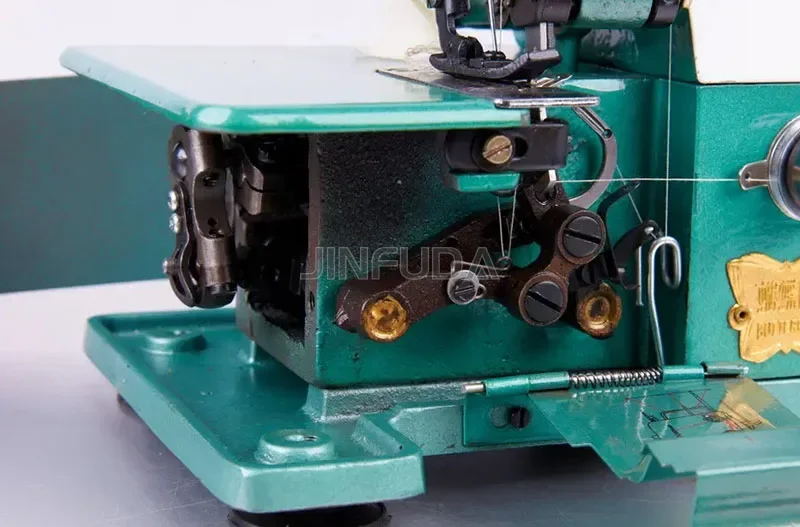 China Good Price Hot Sale Mini Portable Industrial Overlock Sewing Machine Household