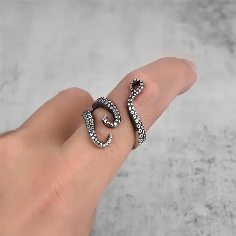 Creative Octopus Rings for Men Gothic Deep Sea Monster Squid Finger Tentacles Punk Animal Jewelry Gift Opened Adjustable