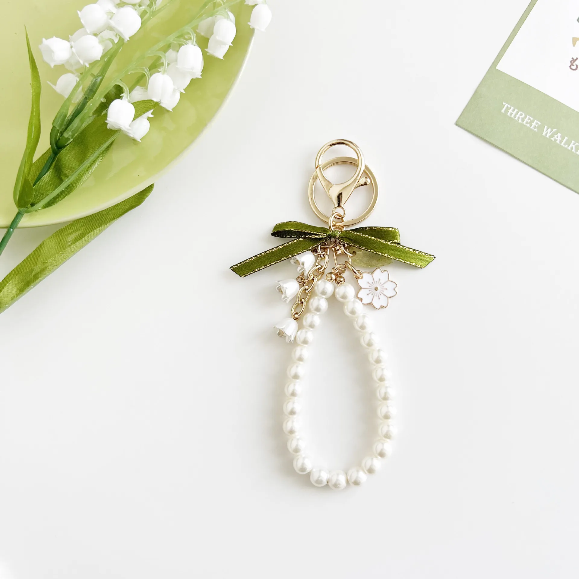 Car Keychain Cute Tulip Flowers Strap Lanyards Charms Car Big Round Chain Keychain Bag Pendant