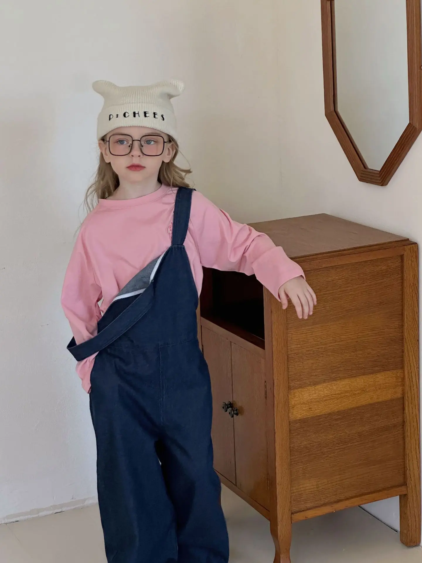 thumbnail image 1 of Girls' Denim Overalls 2-7Y Spring and Autumn Korean Style Children's Jeans Kid's Loose Casual Pants Trendy Girls Trousers, 1 of 6