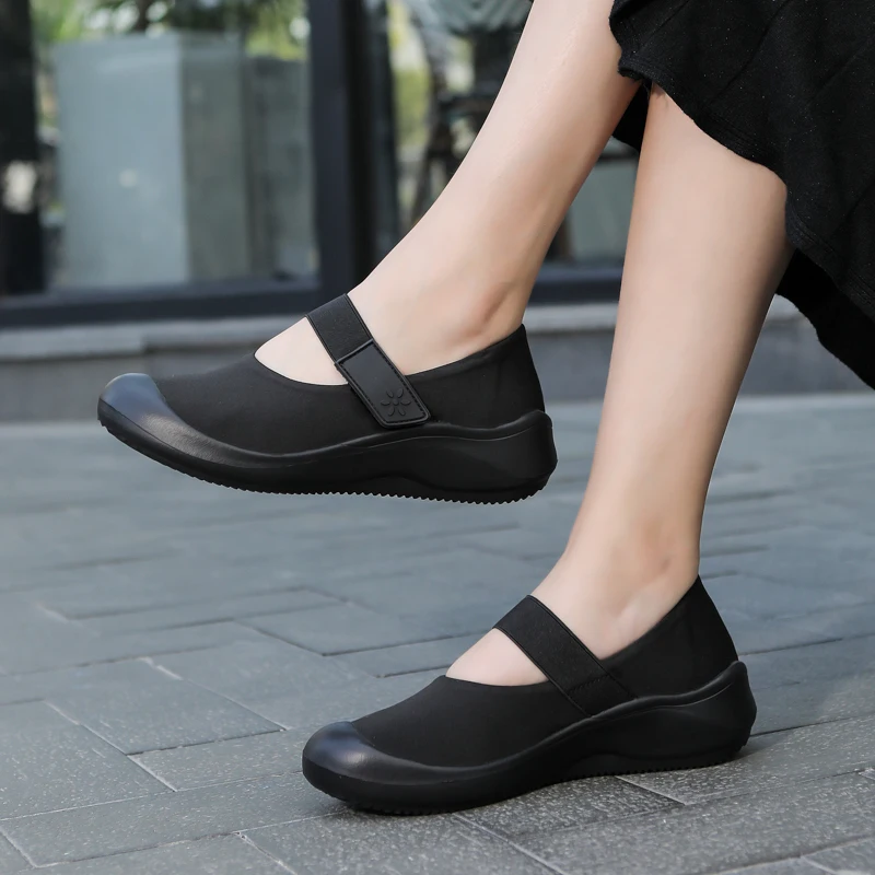 Women's Shoes Breathable Mesh Oversized Magic Tape Light Soft-soled Casual Sneakers Mom Shoes,womens sneakers
