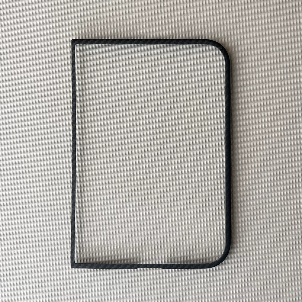 Ultra-Thin Carbon Fiber Texture Magnetic Case